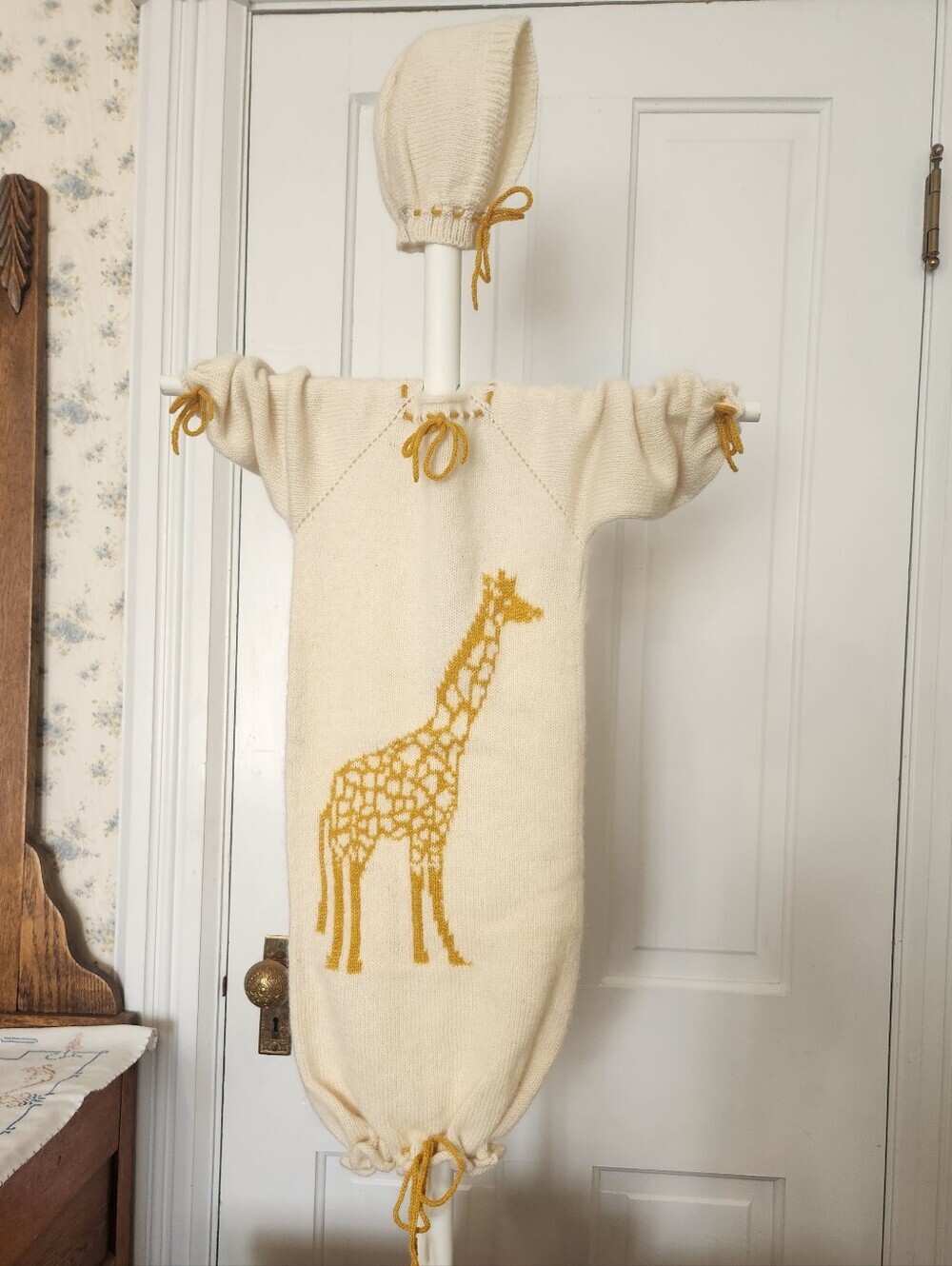 100% American Cashmere Cream and Gold Giraffe Baby Sacque and Hat One Size